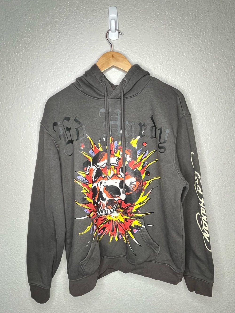 Ed Hardy Skull Graphic Hoodie Gray Tattoo Y2K Streetwear Men’s M Medium Y2K